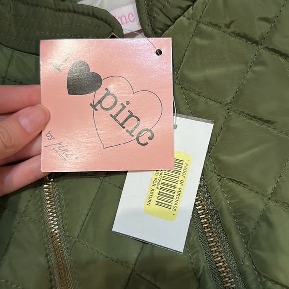 Four little boys Vests!! - Picture 3 of 9